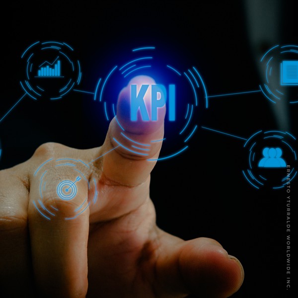 Alineación Estratégica | Indicadores KPI para medir metas, objetivos y resultados en la gestión organizacional